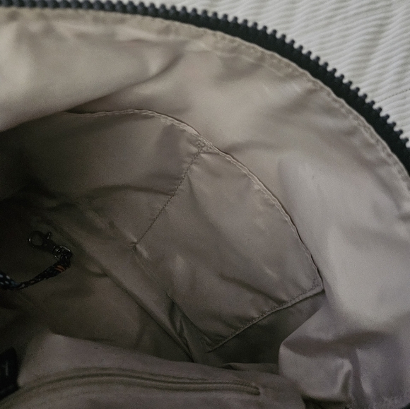 Kiplings Floral/Star Multicolor Women's Bag. - Picture 9 of 14